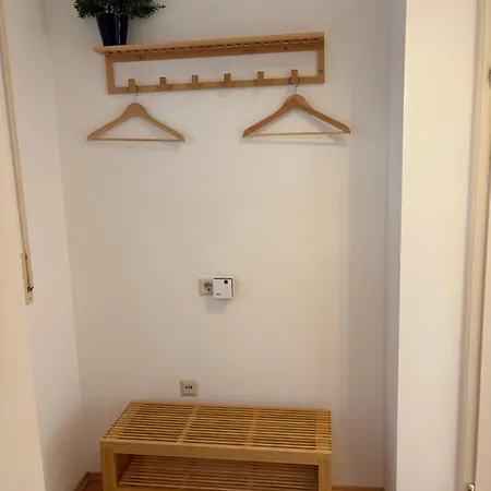 Apartment Rothenburg - Altstadtnah Mit Parkplatz, Terrasse Und Kueche *